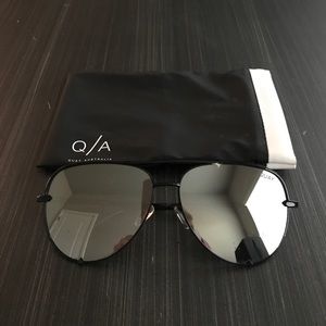 High Key QUAY black sunglasses Desi Perkins