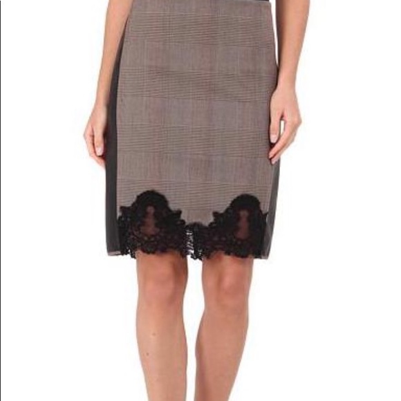 Adrianna Papell Dresses & Skirts - FLASH SALE NWT Adrianna Papell lace pencil skirt
