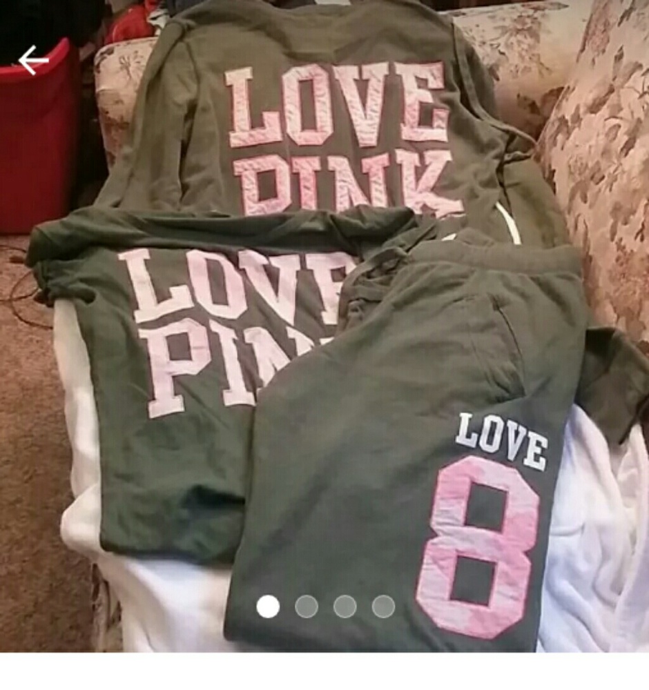 Vs pink outfit