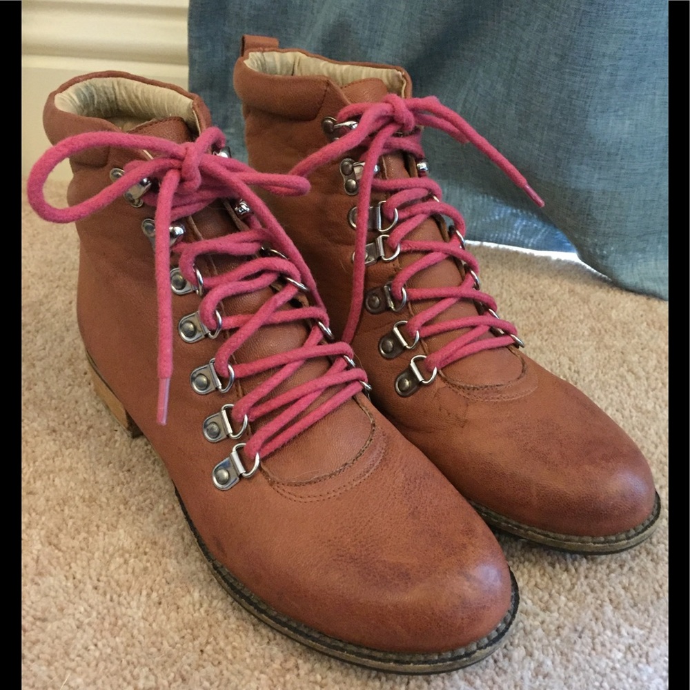 Matt Bernson military worker leather boots