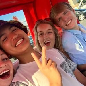 Meet your Posher, Stephen