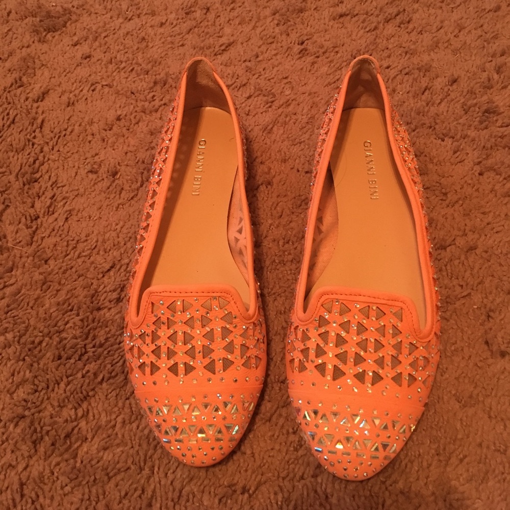 Peach sparkle flats
