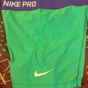 Nike Pro Dri-fit spanks