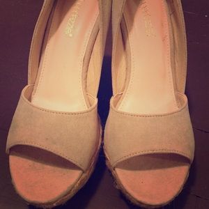 Tan Wedges