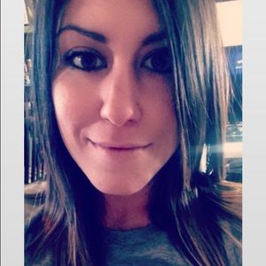 Meet your Posher, Shana