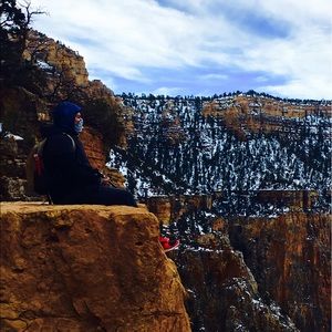 Meet your Posher, Elias