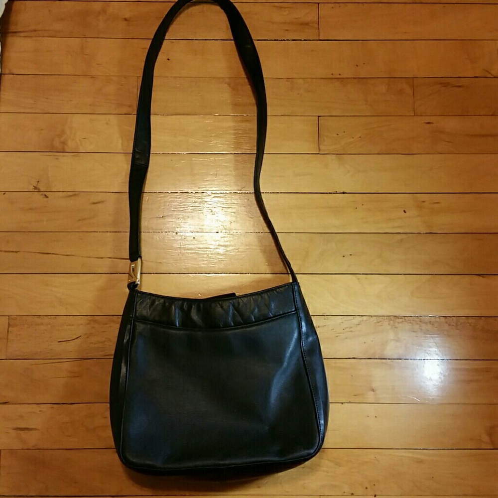 Laura Scott shoulder bag