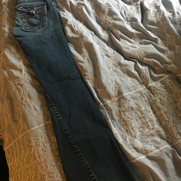 True Religions - Picture 3 of 4