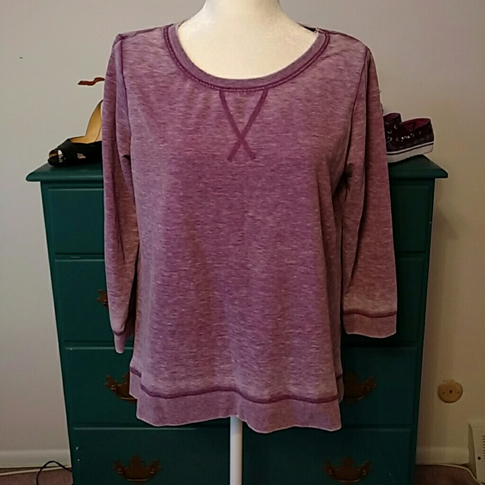 Almost Famous Lavender Pull Over Sweat Shirt