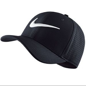 Nike Classic99 Dri-Fit