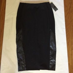 Sexy black high waisted pencil skirt.