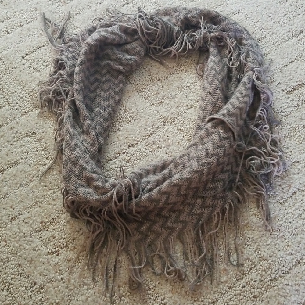 Infinity scarf