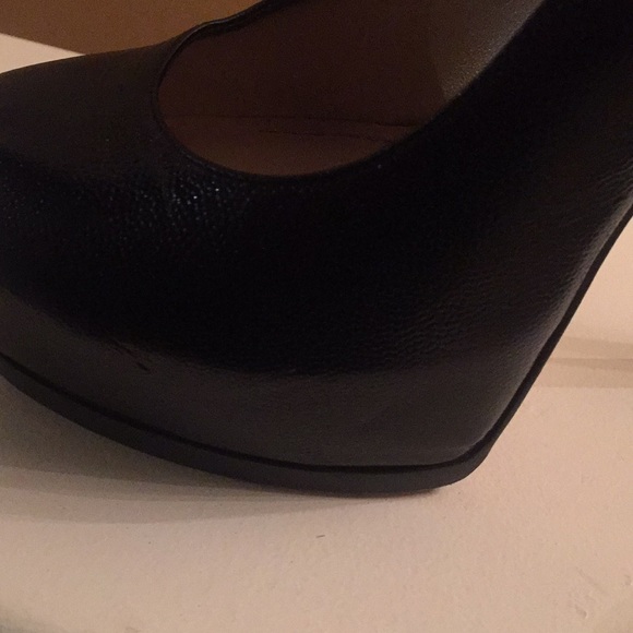 YSL platform heels...Size 8...... Worn twice.. - Picture 5 of 5