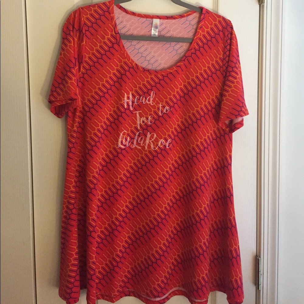 LuLaRoe Large Perfect T - NWOT