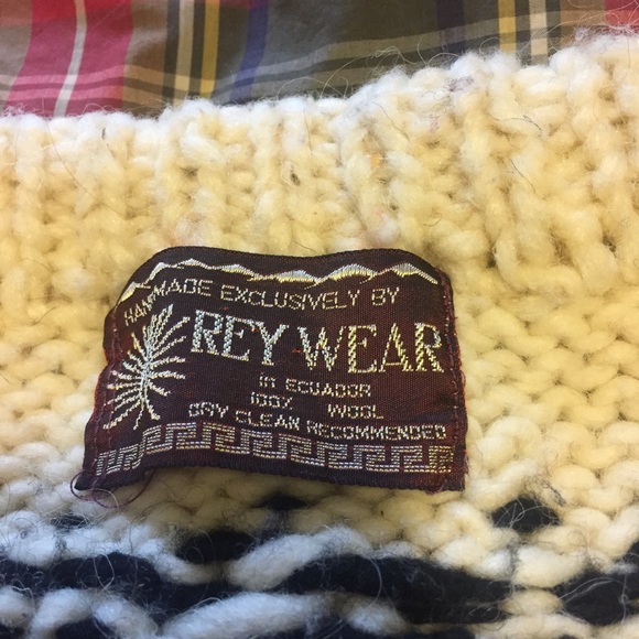 Big Thick Wool Sweater - Picture 4 of 6