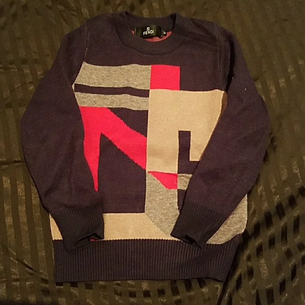 Size 6 fendi sweater