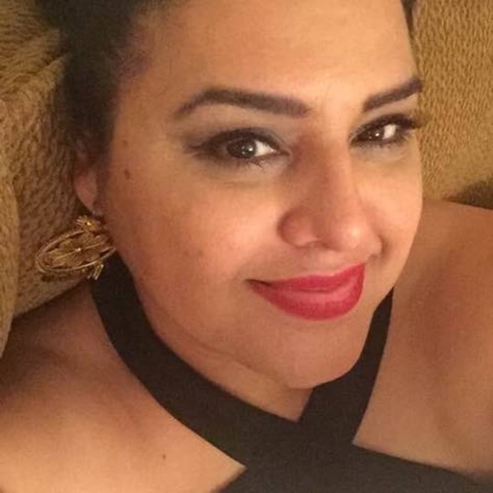 Meet your Posher, Laurita