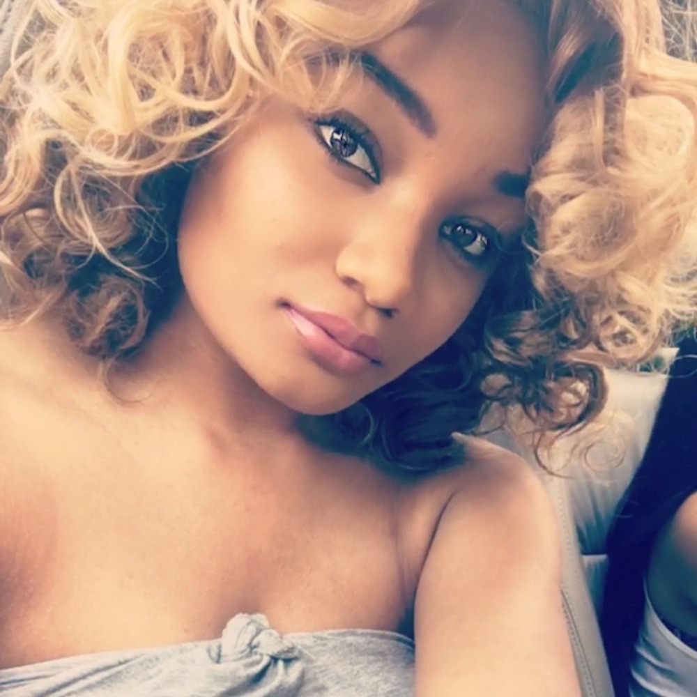 Meet your Posher, Laronza