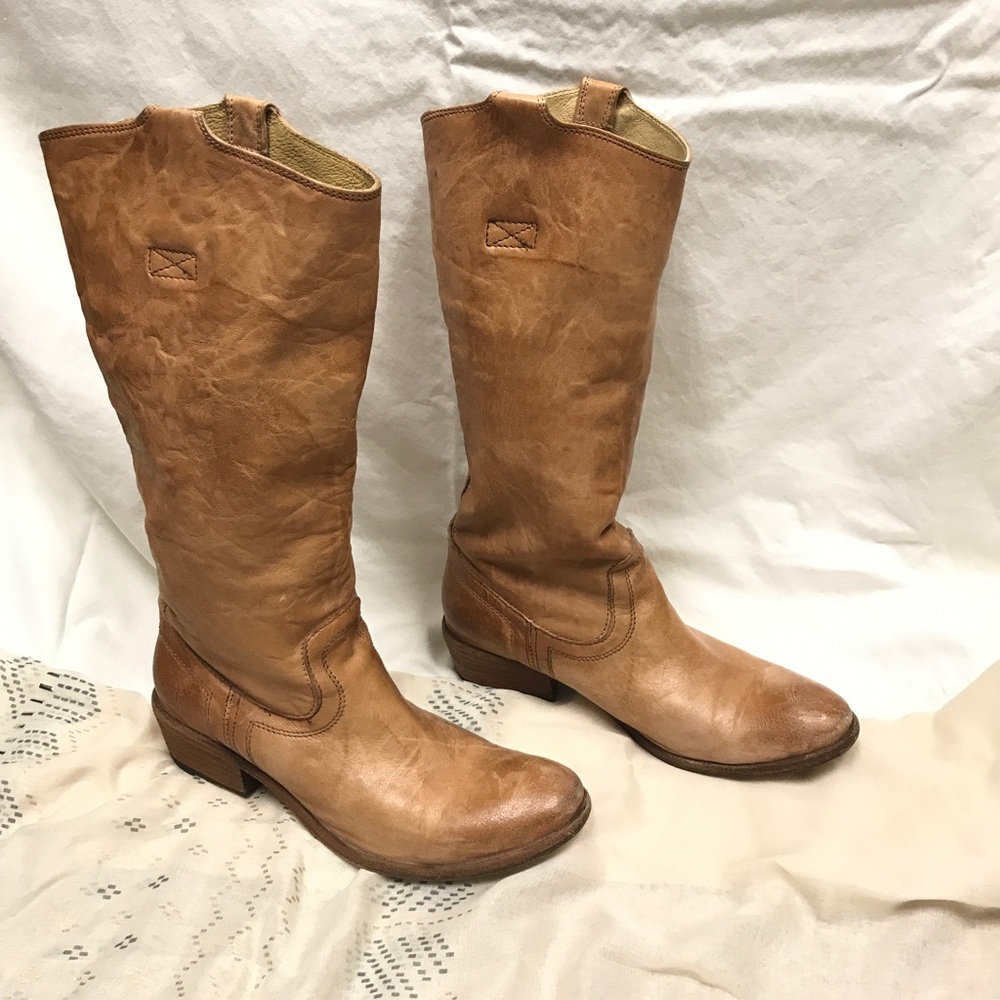 Frye leather boots camel