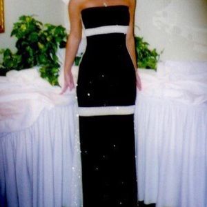 Jessica McClintock Strapless dress