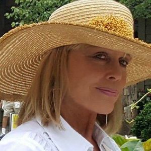 Meet your Posher, Denese