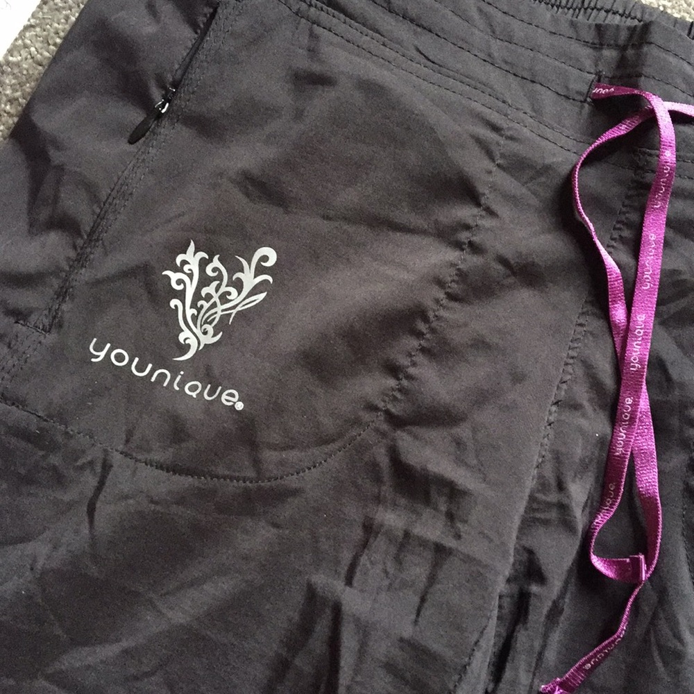 Younique joggers w/2 Younique lanyards & bracelet
