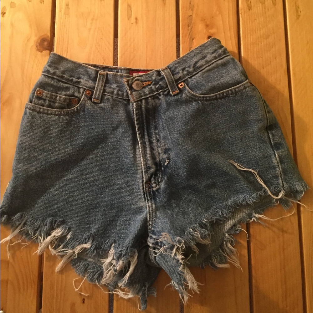Highwaist denim shorts