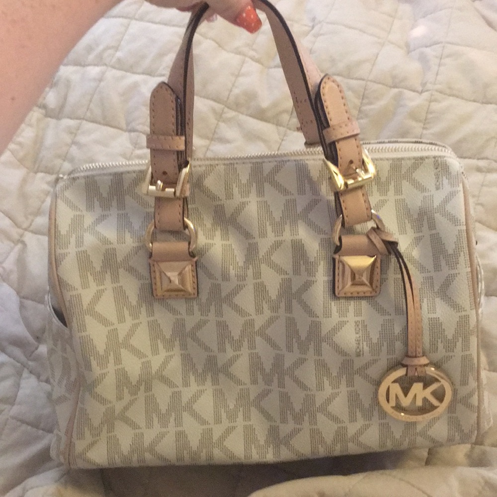 Michael Kors purse