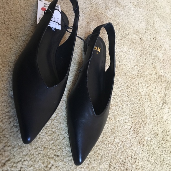 H&M Shoes - Pointed flats