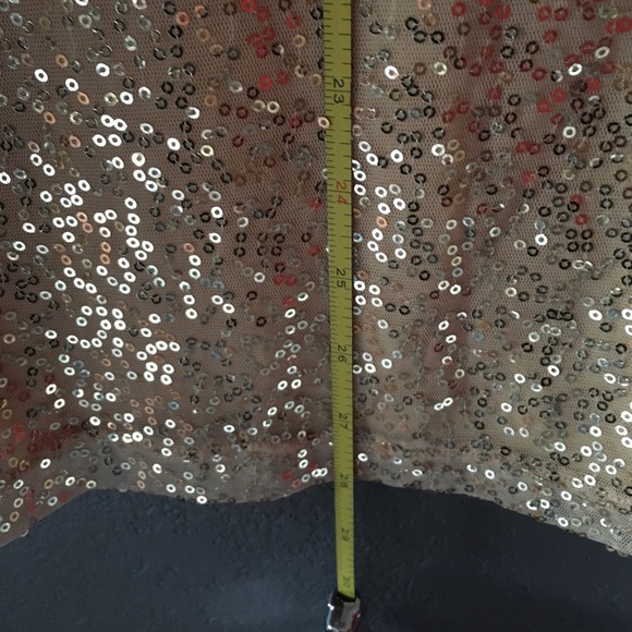 CLOSET CLOSING - Picture 5 of 5