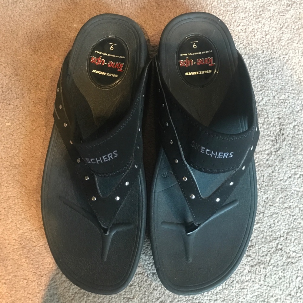Sketchers Tone-ups Size 9 black
