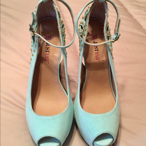 JustFab Women's Peep Toe Platform Pumps - Picture 3 of 6