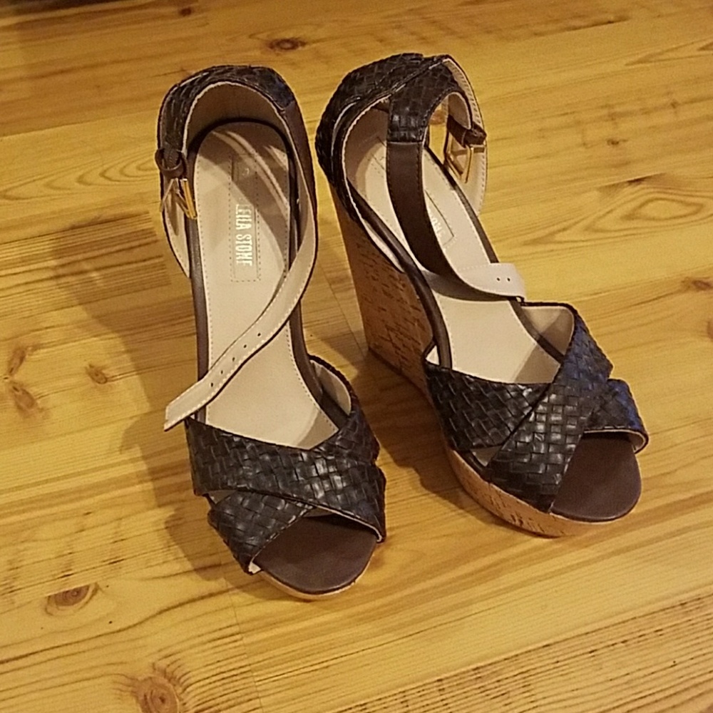Brown wedges