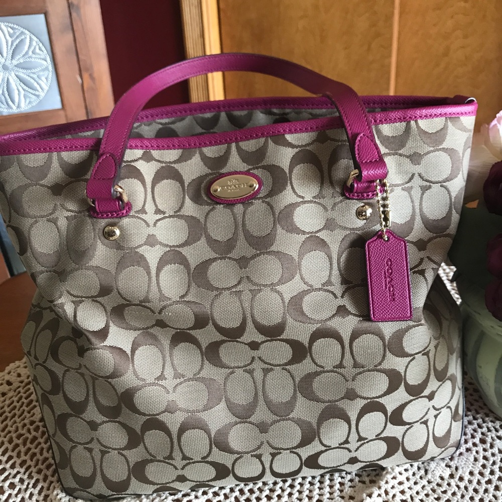 Coach purse