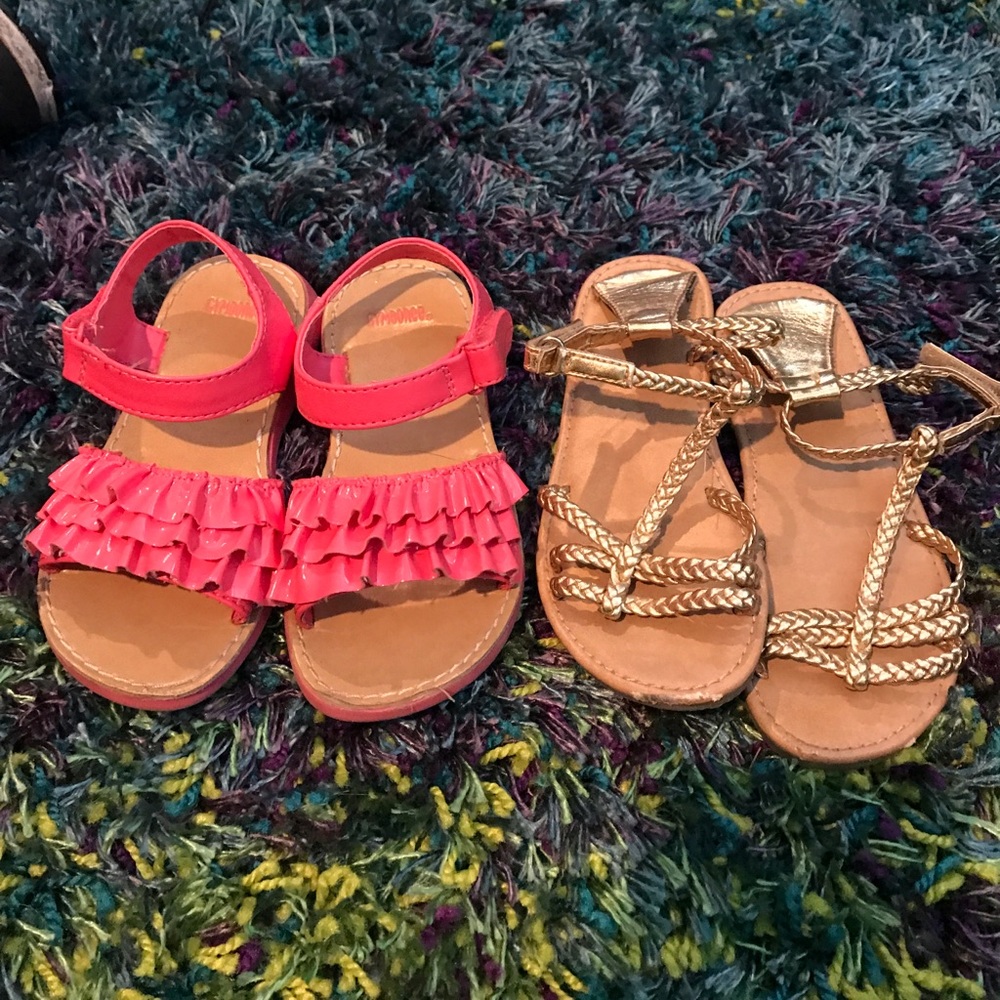 A bundle of 2 cute Gymboree sandals size 9