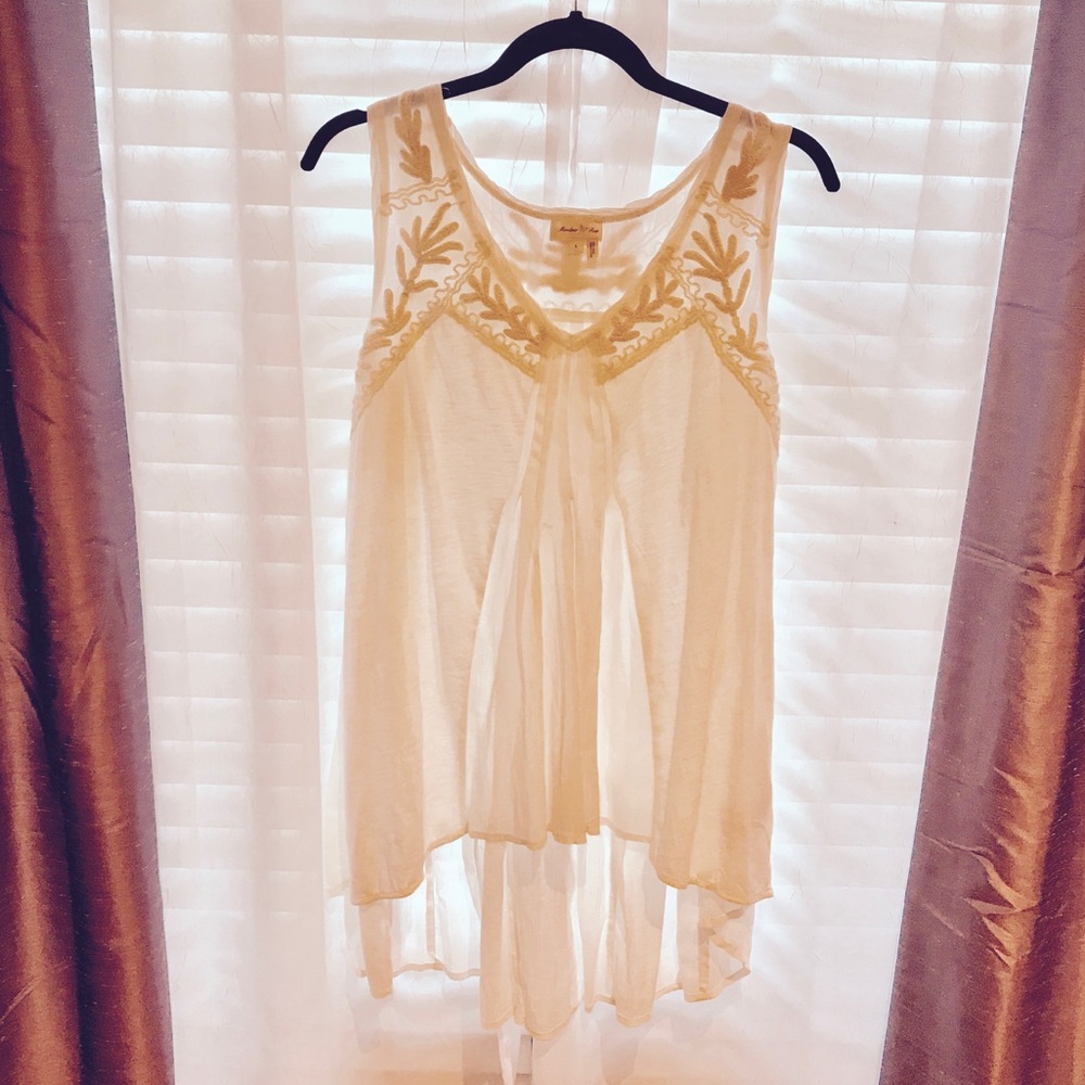 {❤️} Anthropologie Embroidered Cream Blouse Top.