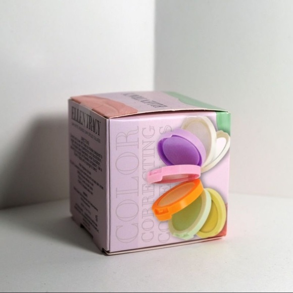 Couture Makeup Kit 🎄 - Picture 6 of 8