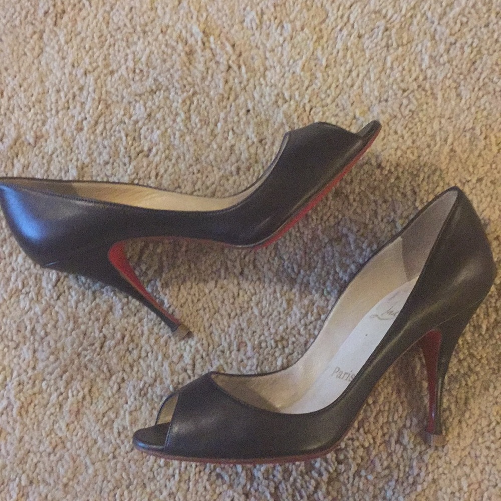 Authentic Christian Louboutin Pigalle
