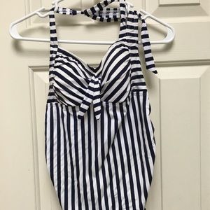 Maternity bathing suit