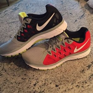 Nike Vomero 9 running shoes