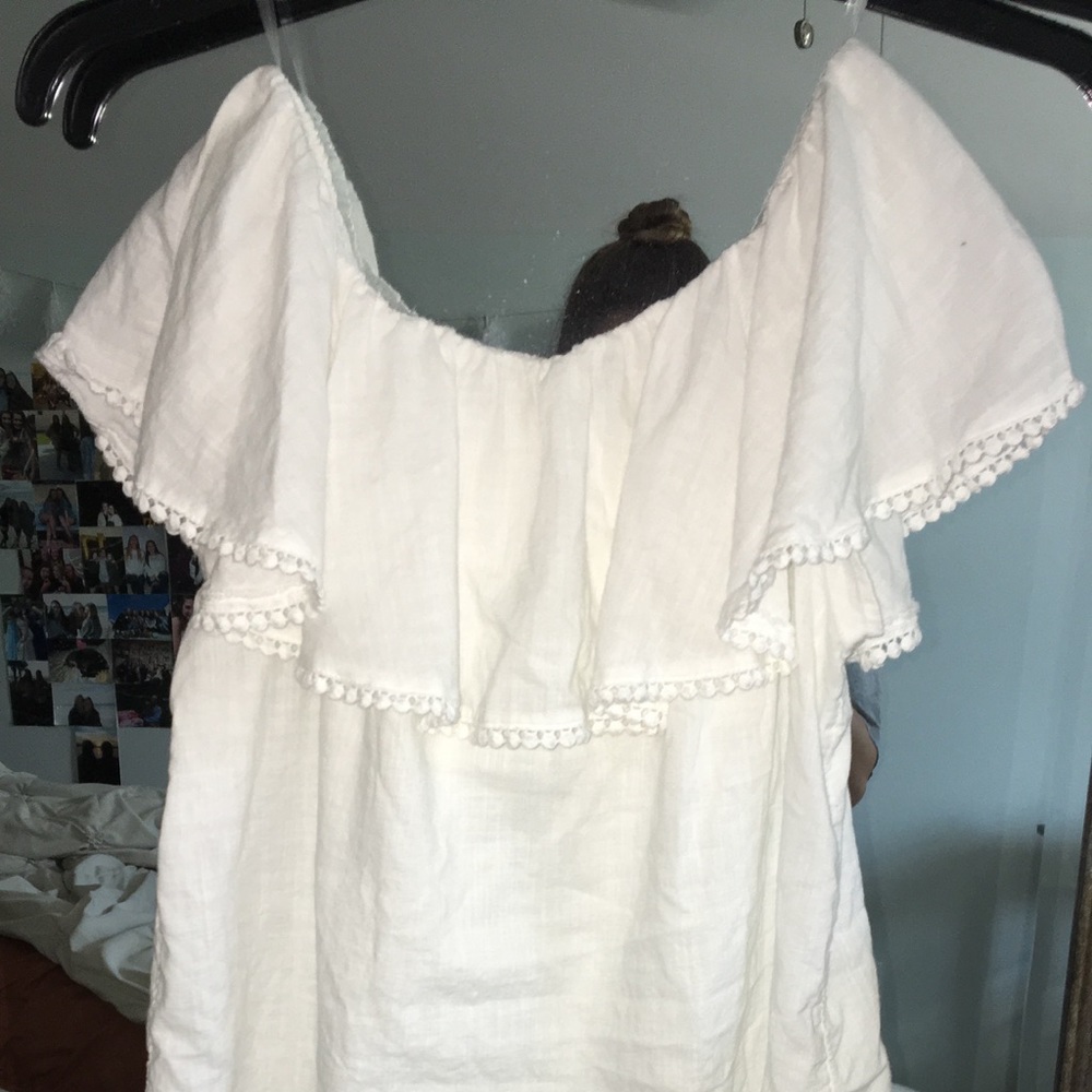 White off the shoulder top, NEVER worn !!