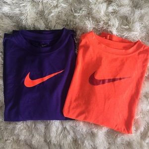2 Nike Boys Size M Shirts