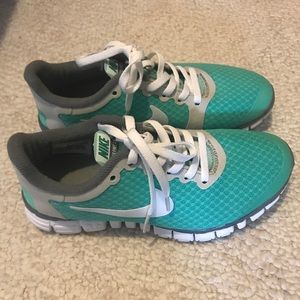Teal Nike Tennis Shoes!