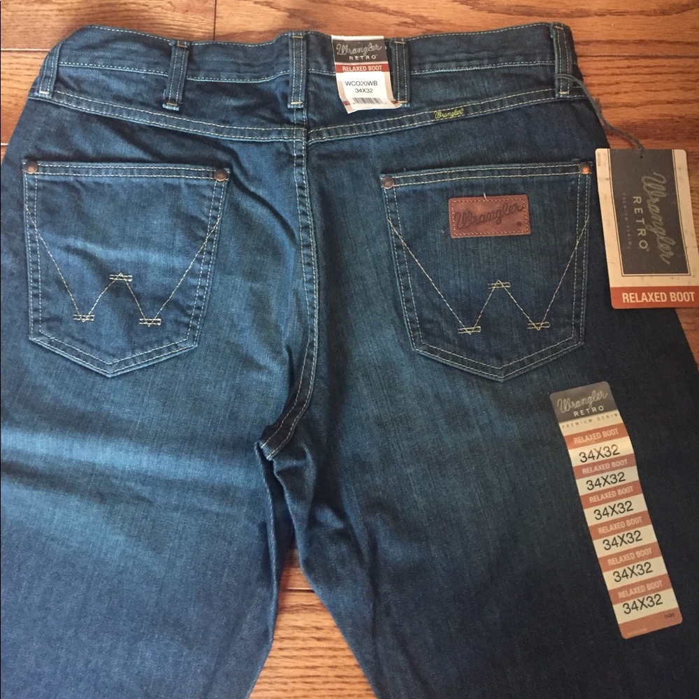 NWT Men's Wrangler Retro Boot Cut Jeans 34/32