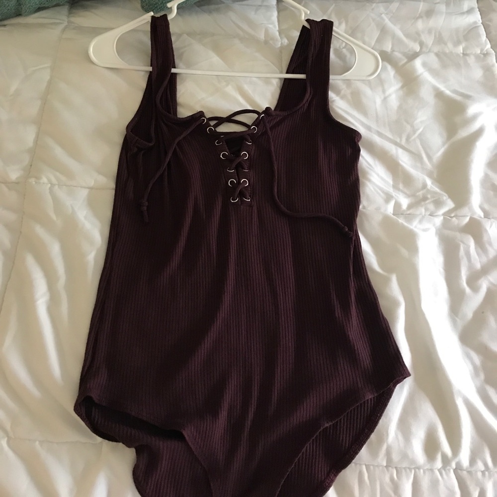 Lace up maroon/purple American eagle bodysuit