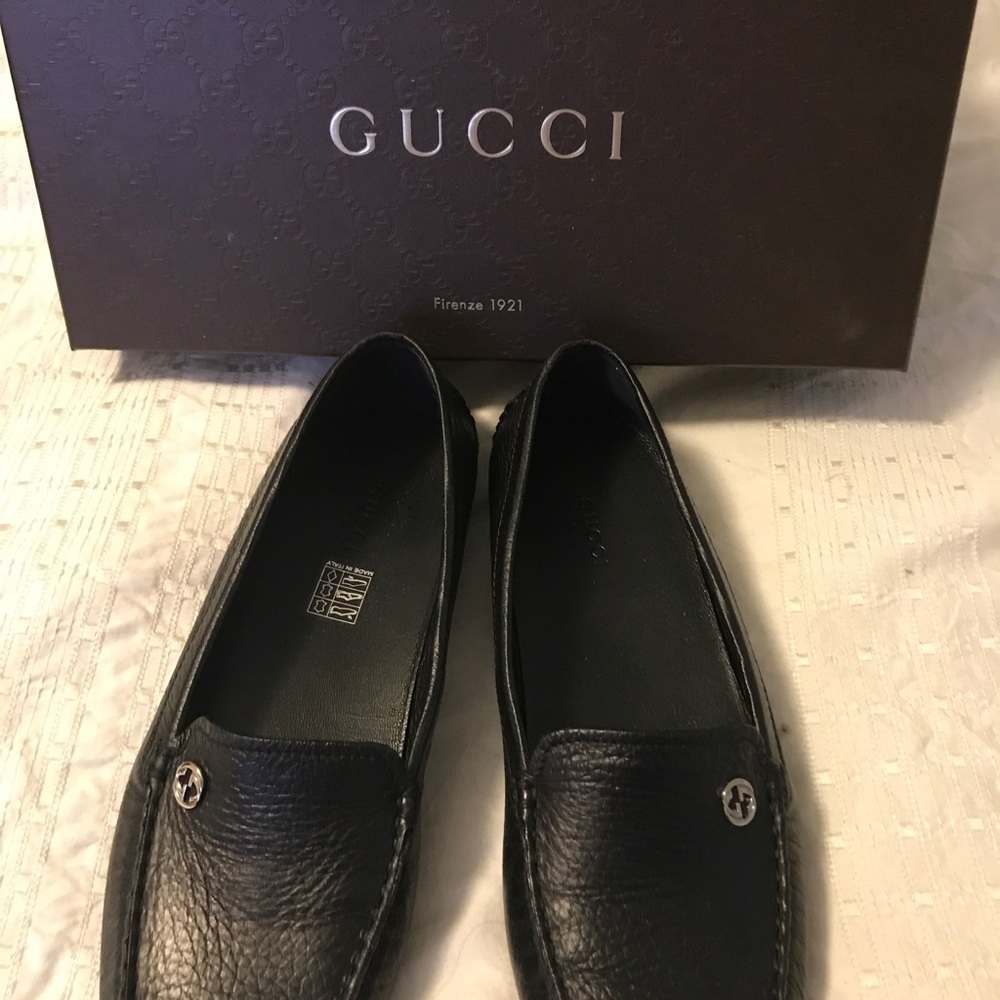 Size 8 Gucci loafers, yes authentic