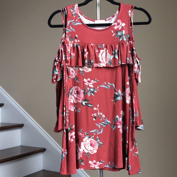 โจLASTโจBeautiful Ruffle Top - Picture 2 of 8