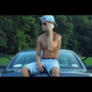 Meet your Posher, Kaleb