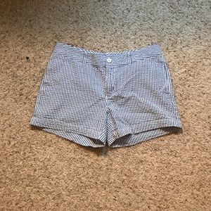 GAP Seersucker shorts!