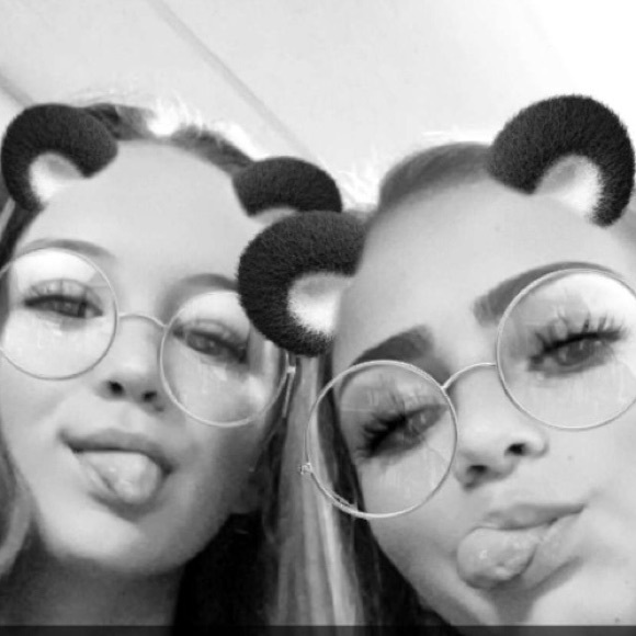 Meet your Posher, Emma - Picture 1 of 1